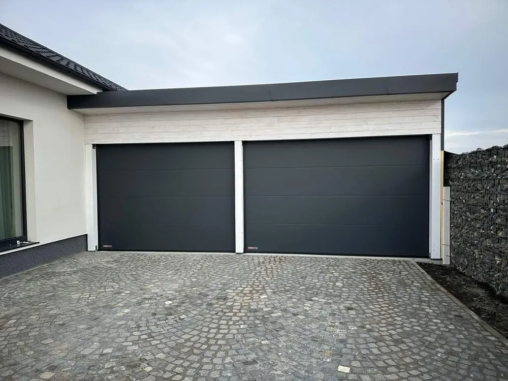 Garaj antracit modern